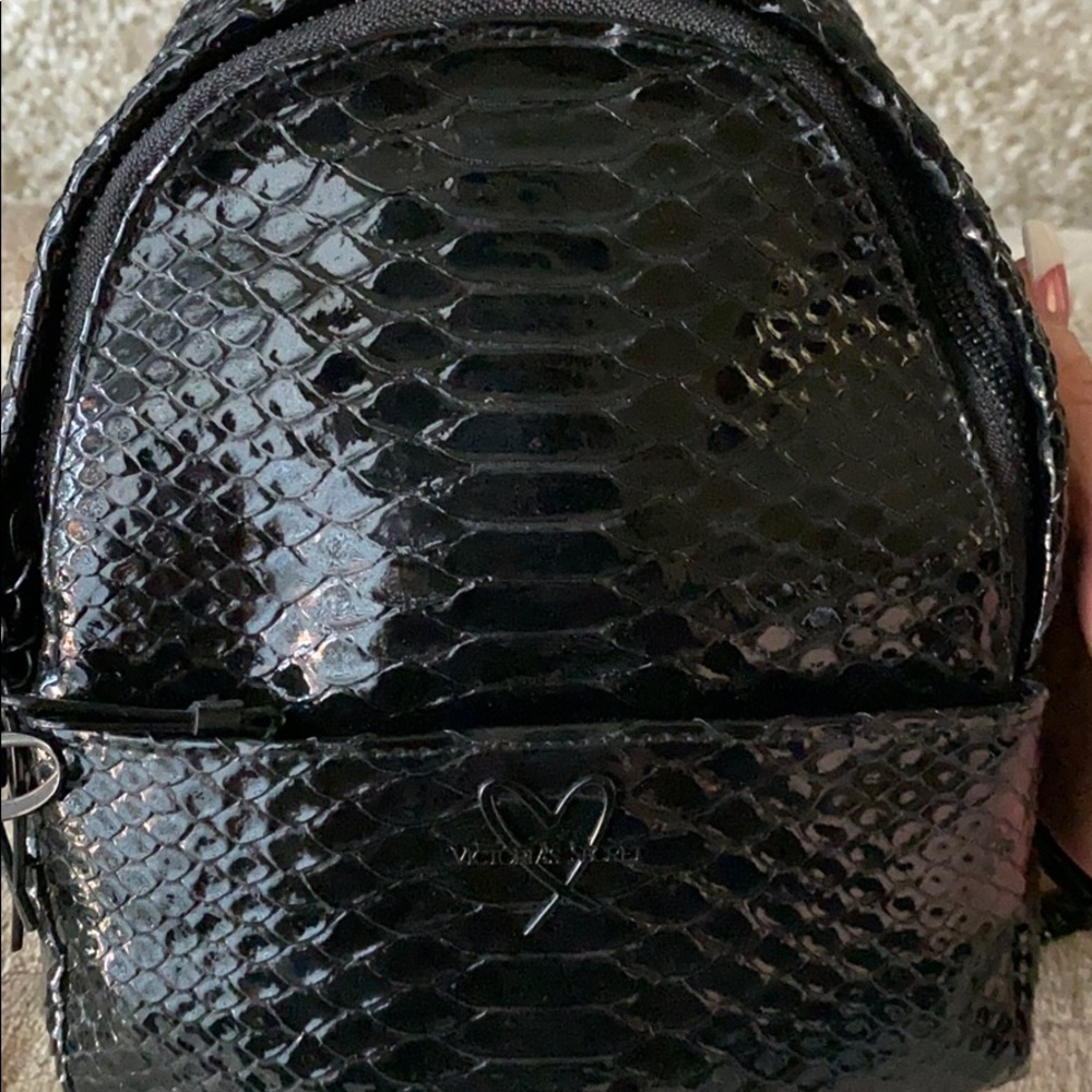 Snake Skin Design/Mini/Adjustable Straps - Picture 2 of 6